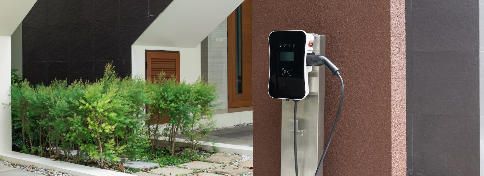 Équipe Gaudard sur un chantier d'installation de borne